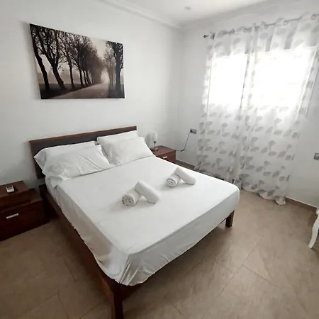 Modern 3-bedroom With Private Pool & Bbq Hébergement de vacances *