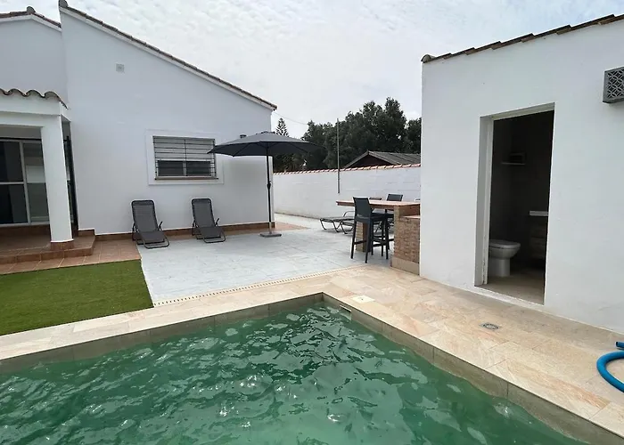 Modern 3-bedroom With Private Pool & Bbq * Chiclana de la Frontera