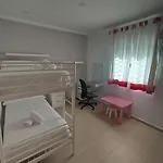 Modern 3-bedroom With Private Pool & Bbq Сasa de vacaciones *