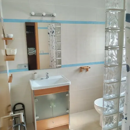 بيت للعطل Modern 3-bedroom With Private Pool & Bbq