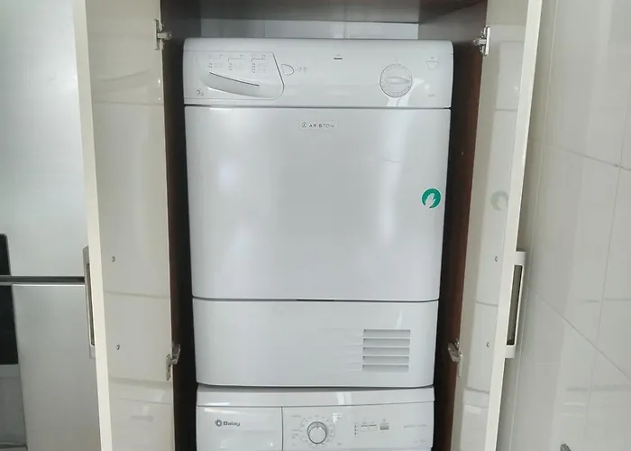 Prázdninový dům Modern 3-bedroom With Private Pool & Bbq