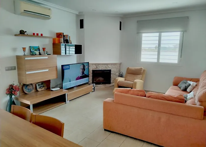 Modern 3-bedroom With Private Pool & Bbq Prázdninový dům *