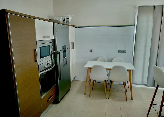 Prázdninový dům Modern 3-bedroom With Private Pool & Bbq Chiclana de la Frontera